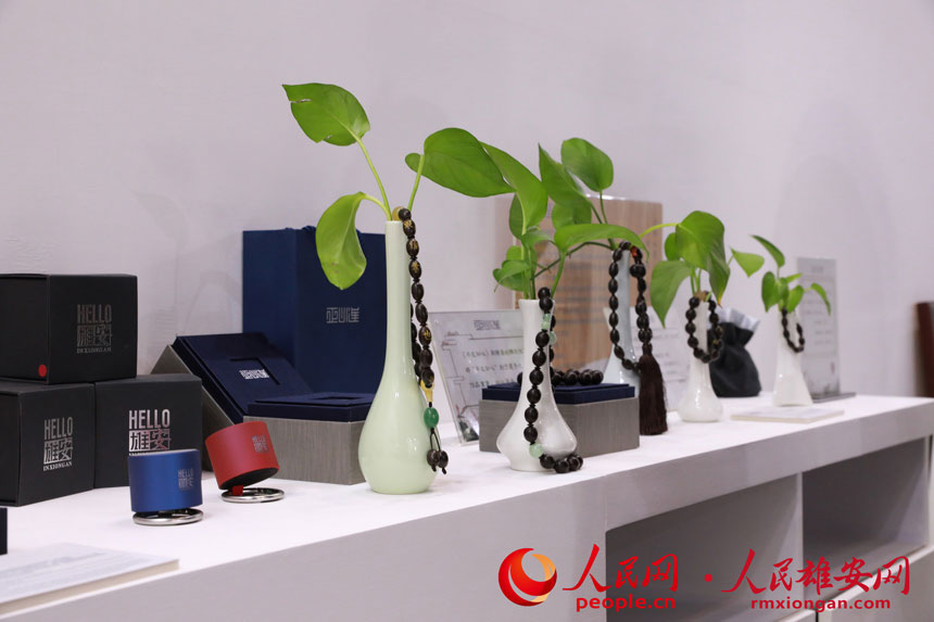 圖為第四屆河北國際工業(yè)設(shè)計(jì)周河北工業(yè)設(shè)計(jì)成果展雄安展區(qū)展品。人民網(wǎng) 李兆民攝