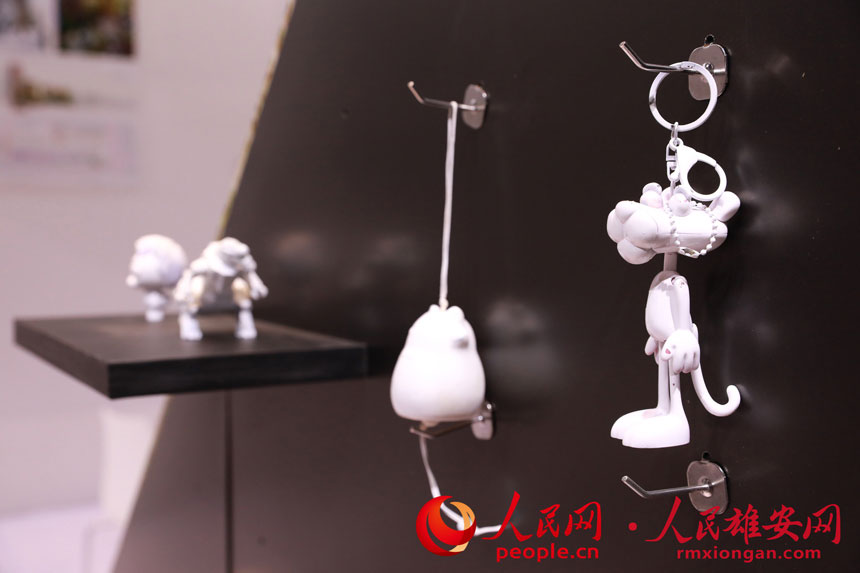 圖為第四屆河北國(guó)際工業(yè)設(shè)計(jì)周主賓國(guó)主題展區(qū)展品。人民網(wǎng) 李兆民攝