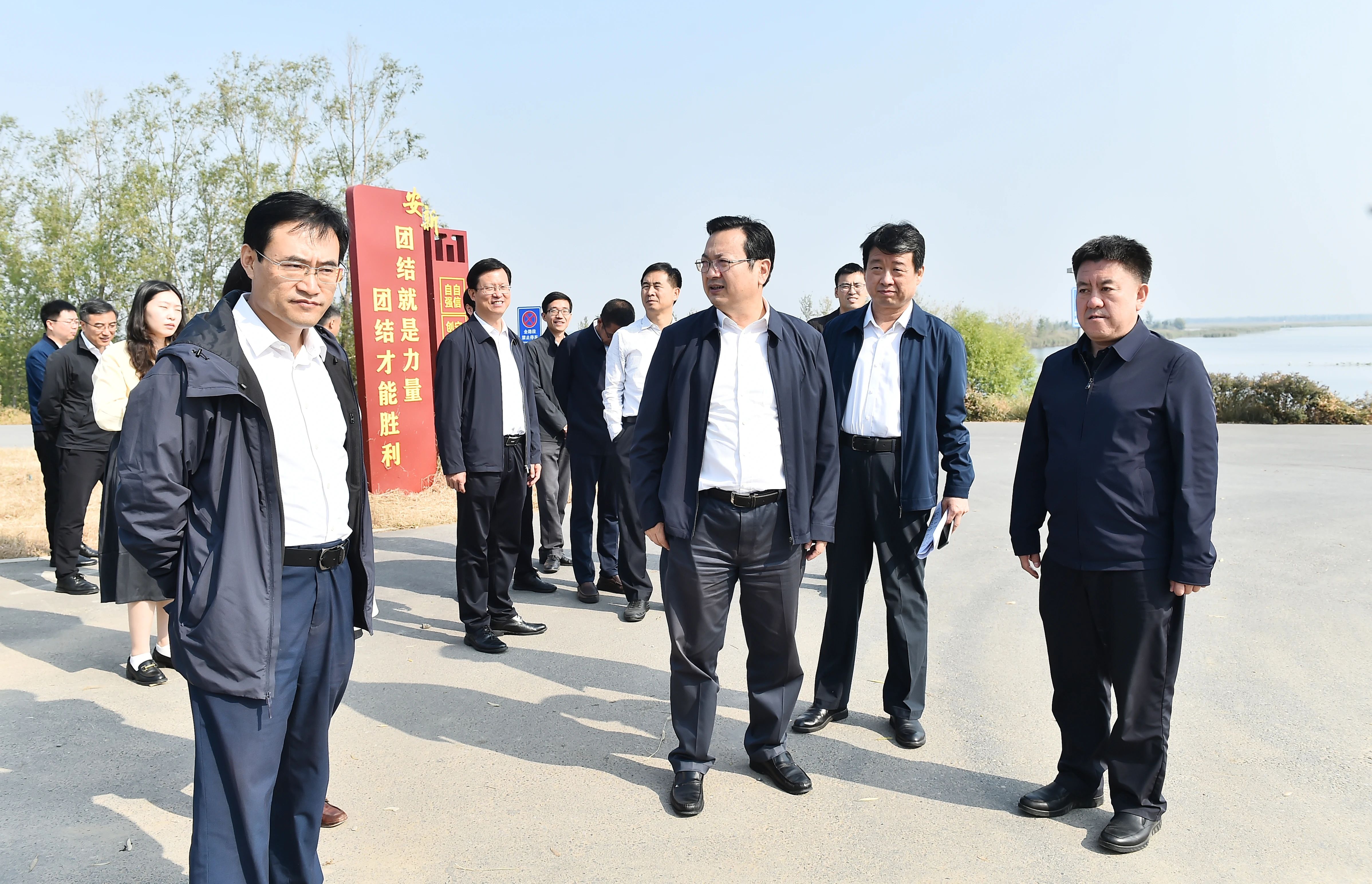 張國華調(diào)研2023雄安馬拉松賽事籌備工作。劉向陽攝